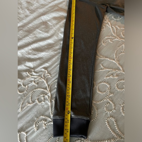 🌺 Adidas Men NETS Gray Jersey - Size L - Picture 7 of 10